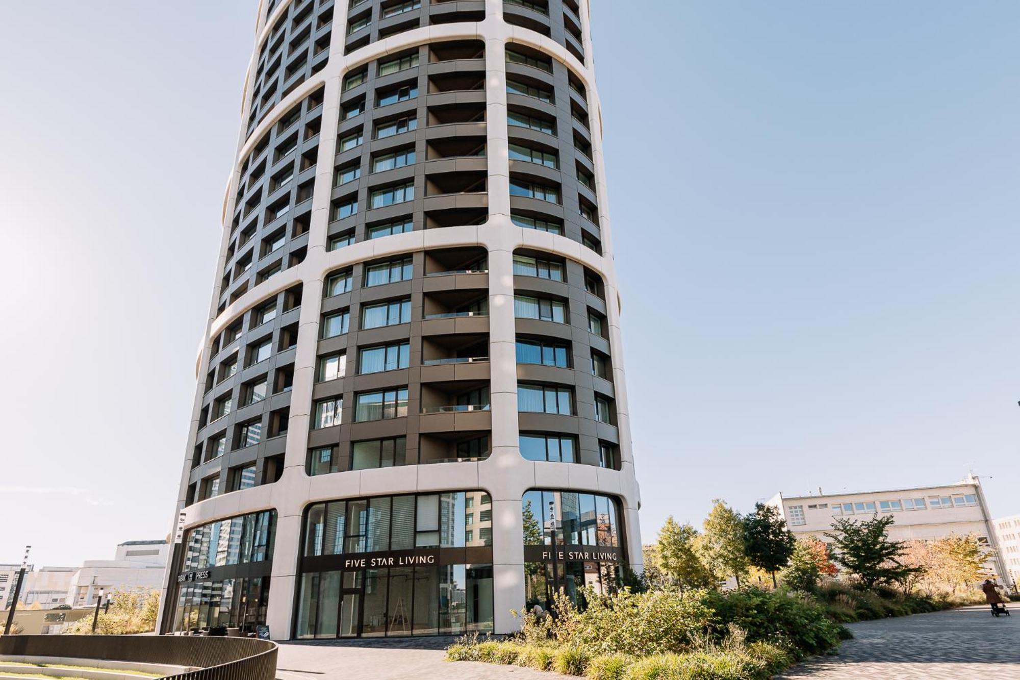 Skau Blue Residence In Sky Park 21 Floor 2 Tower Panoramic View Free Parking Bratislava Exterior photo